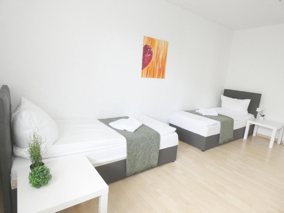 Sunnyhome Monteurwohnungen Und Apartments In Weiden Weiden in der Oberpfalz Esterno foto
