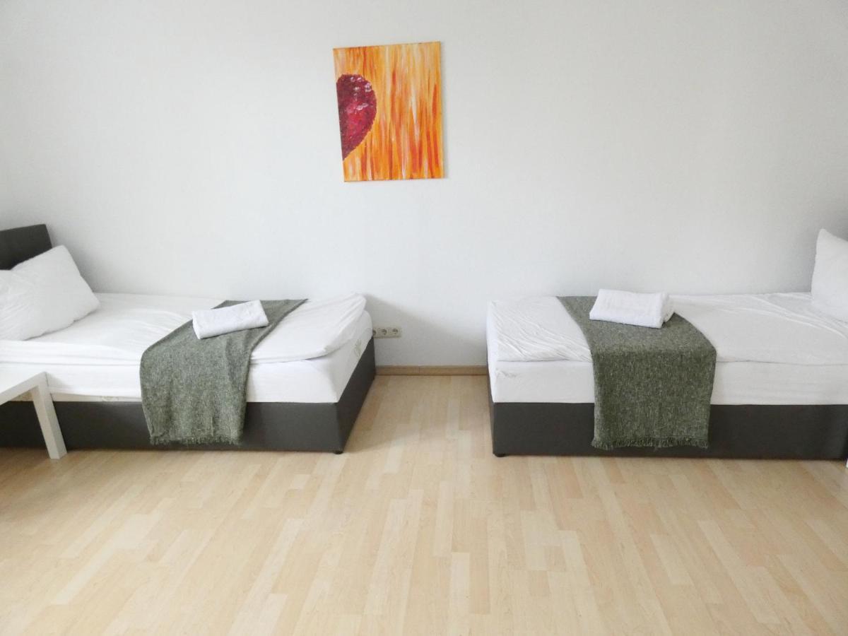 Sunnyhome Monteurwohnungen Und Apartments In Weiden Weiden in der Oberpfalz Esterno foto