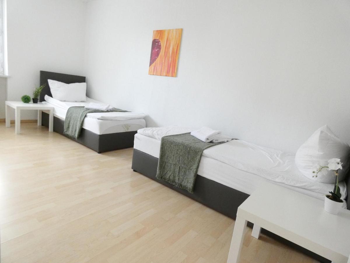 Sunnyhome Monteurwohnungen Und Apartments In Weiden Weiden in der Oberpfalz Esterno foto