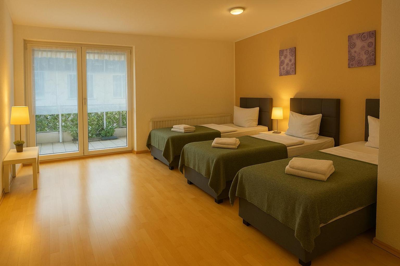 Sunnyhome Monteurwohnungen Und Apartments In Weiden Weiden in der Oberpfalz Esterno foto